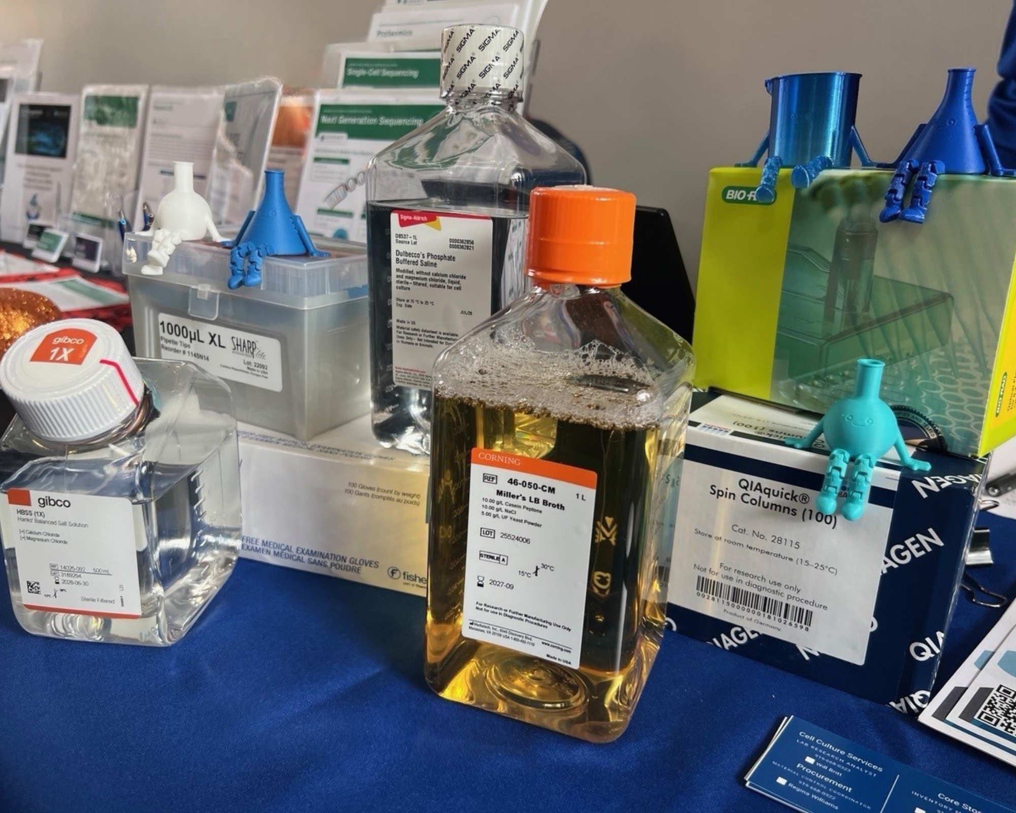 Vendor show display table